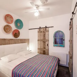 https://beach-studio-boom.zandvoort-hotels.com